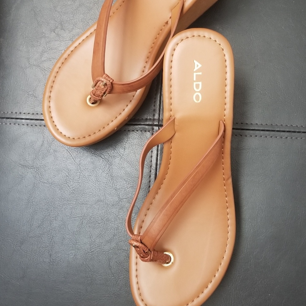 platform sandals camel